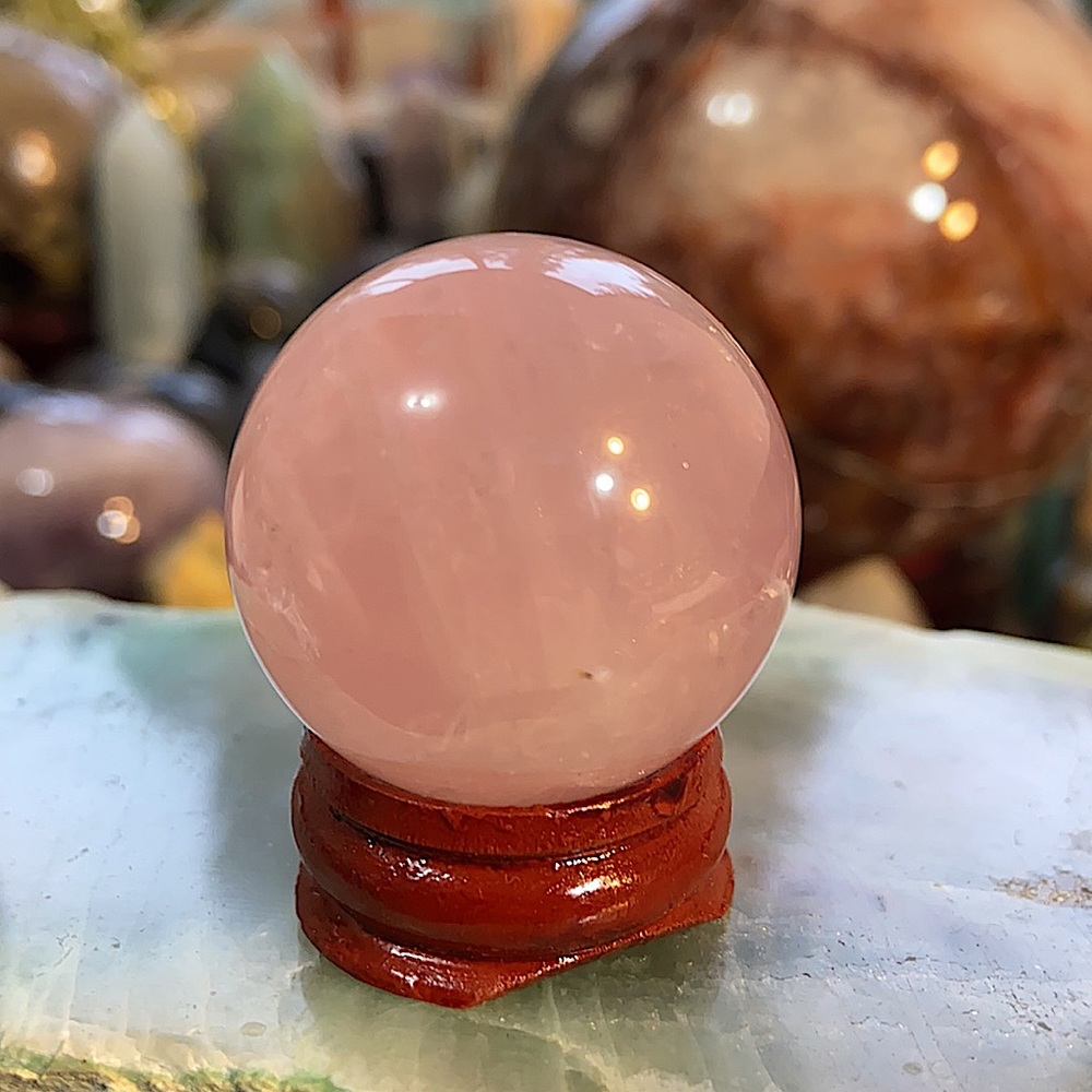 🔥SALE🔥 Star Rose Quartz Crystal Mini Sphere With Sparkles And Rainbows! - Picture 4 of 5